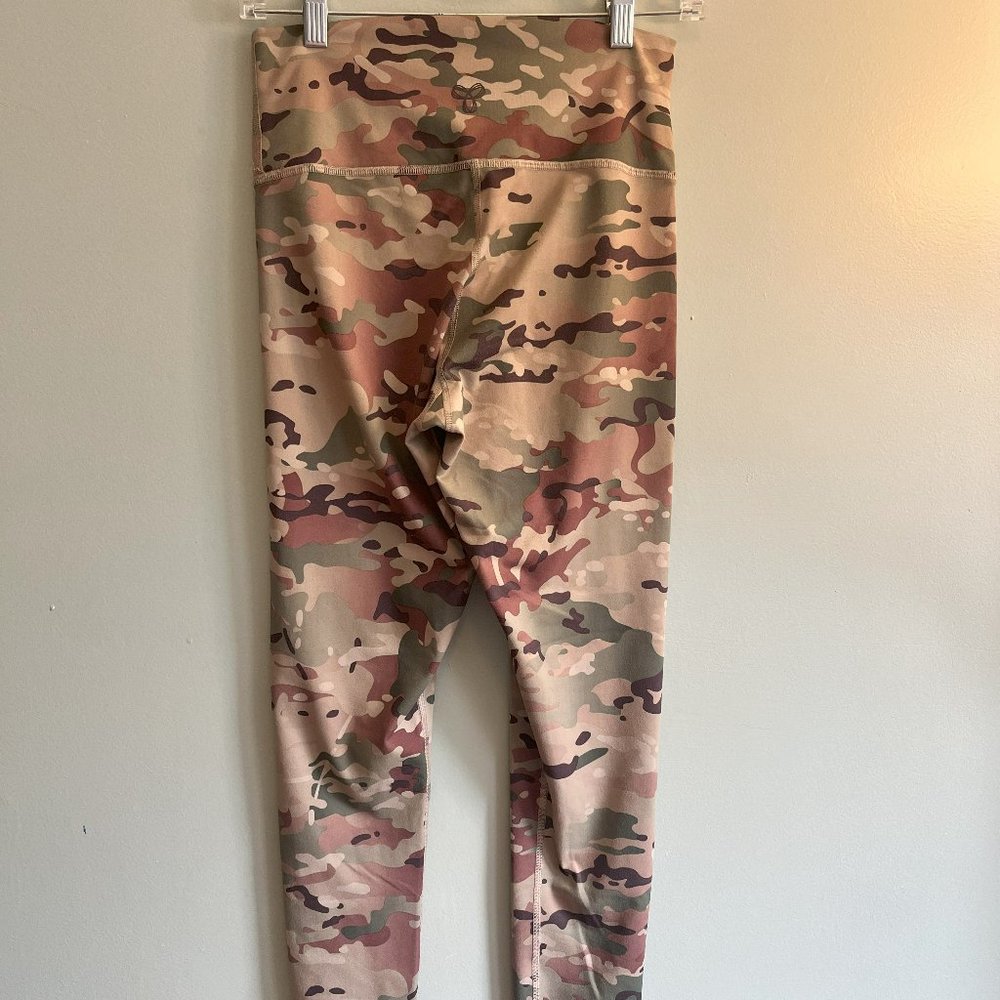 Aritzia TNA Hold-It Atmosphere Hi-Rise Workout Leggings Size M